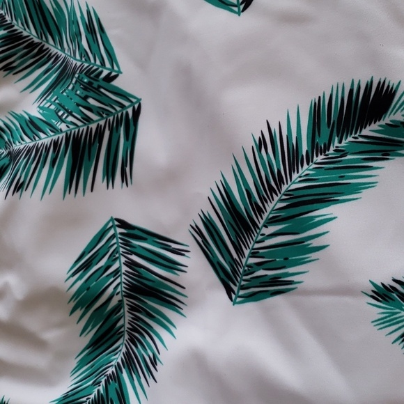 SouqFone Ruffled Flounce Top High Waisted Bikini Set in Blue Green Leaf Size L - Picture 14 of 16